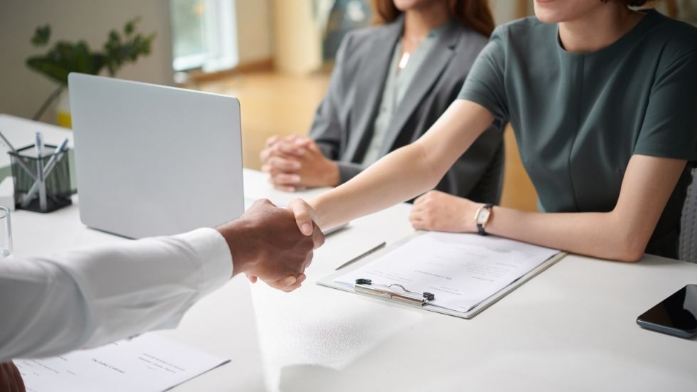 How Buying an HR Email List Can Accelerate Your Recruitment or B2B Sales